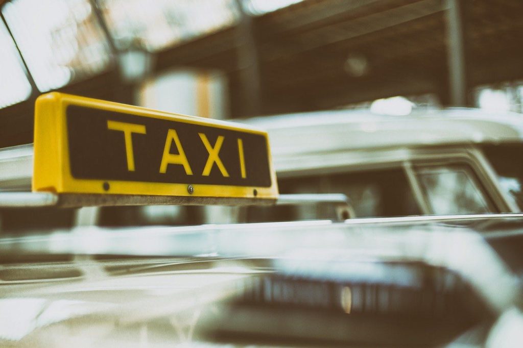 electric cars cab service