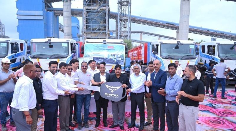 Wonder Cement Orders 250 Montra Electric Rhino E-Trucks; Deployment Begins